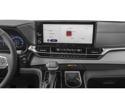 2025 Toyota Sienna XSE Power moonroof & Navigation System