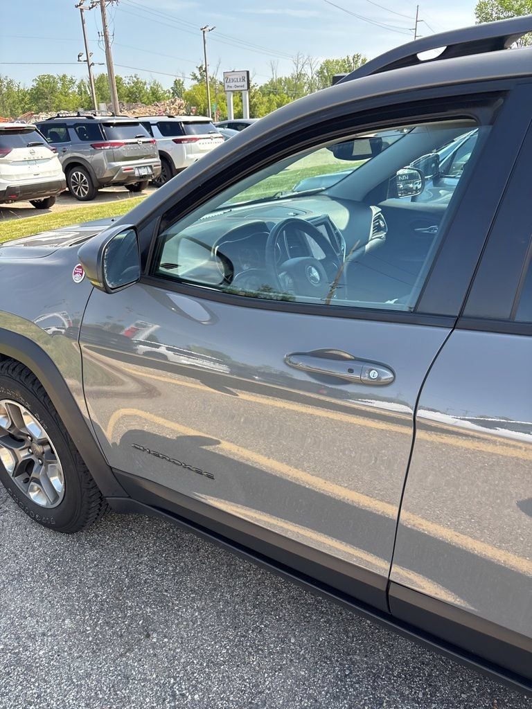 2019 Jeep Cherokee Trailhawk