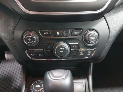 2022 Jeep Cherokee X