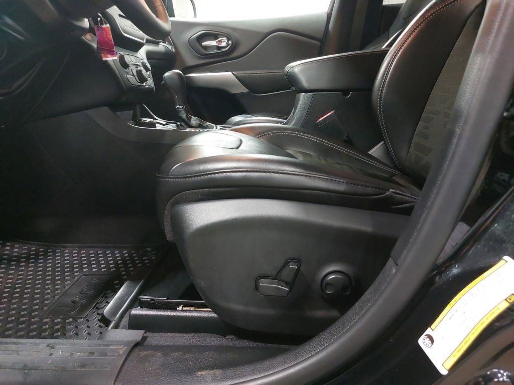 2022 Jeep Cherokee X