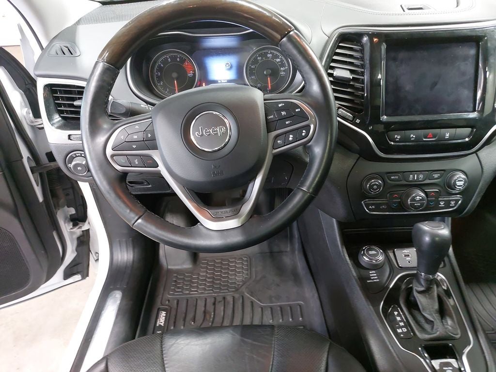 2019 Jeep Cherokee Overland