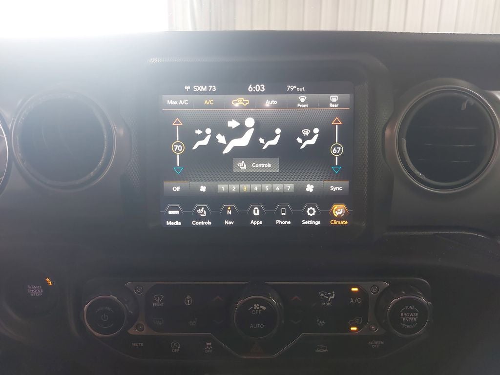 2022 Jeep Gladiator Sport
