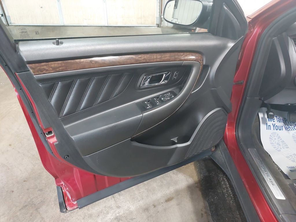 2018 Ford Taurus Limited