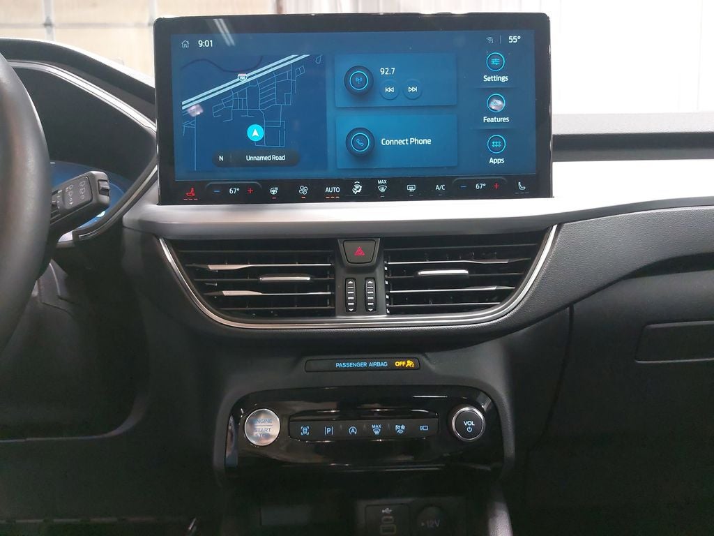 2025 Ford Escape Platinum