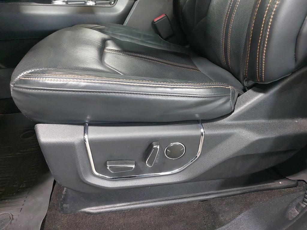 2023 Ford Expedition Max Platinum