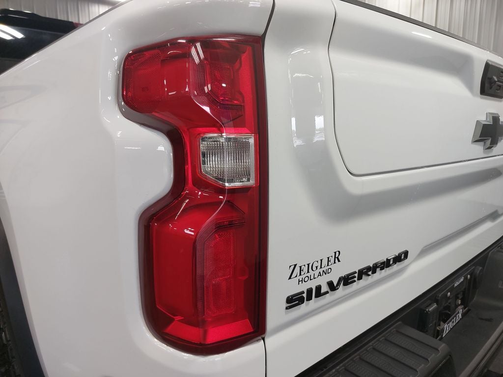 2024 Chevrolet Silverado 2500HD ZR2
