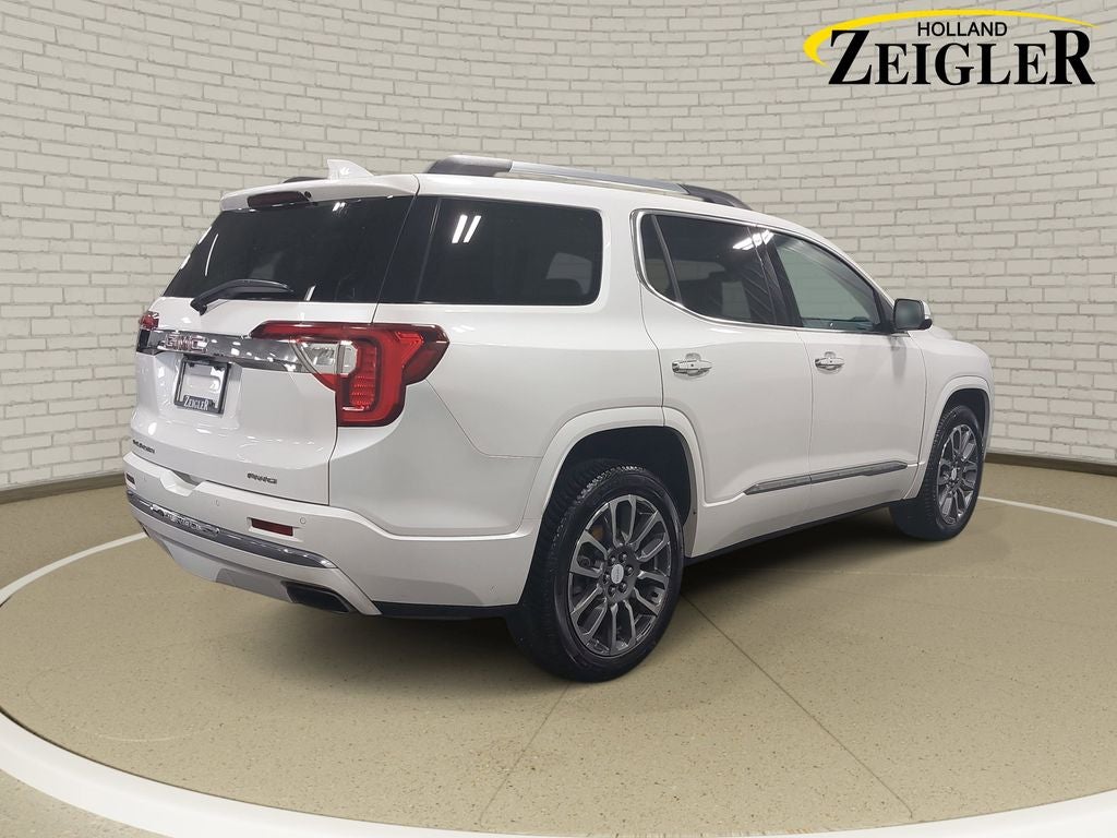 2021 GMC Acadia Denali