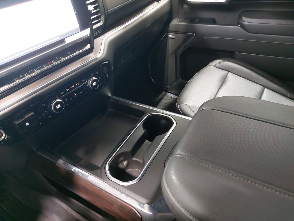 2024 GMC Sierra 2500HD SLT