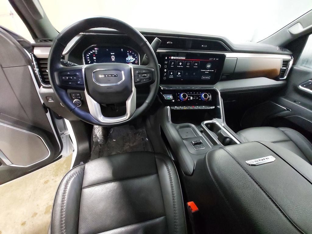 2025 GMC Sierra 2500HD Denali