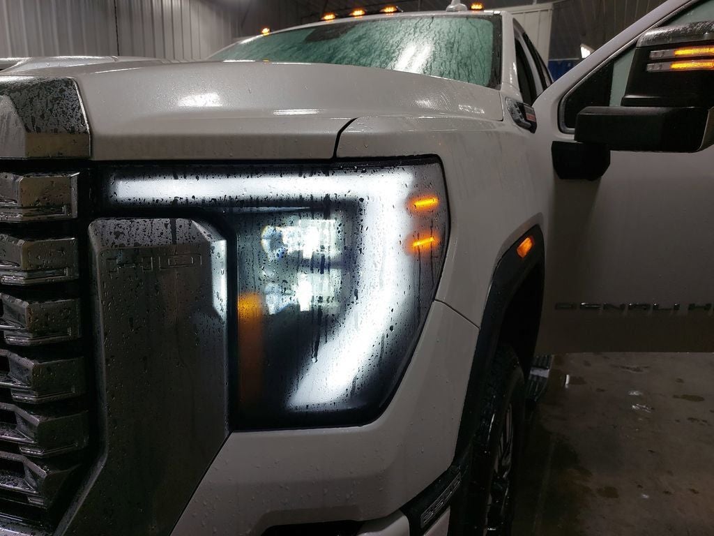 2025 GMC Sierra 2500HD Denali