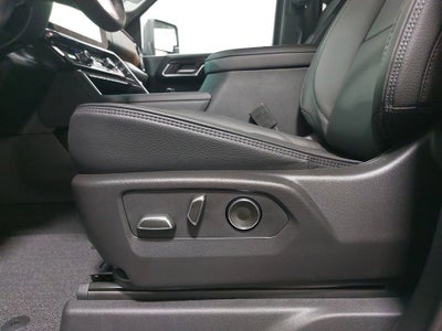 2025 GMC Sierra 2500HD Denali