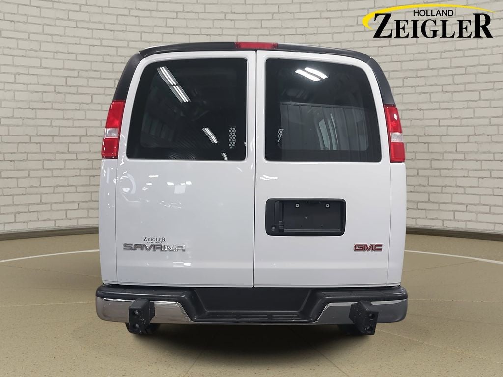 2024 GMC Savana 2500 Work Van