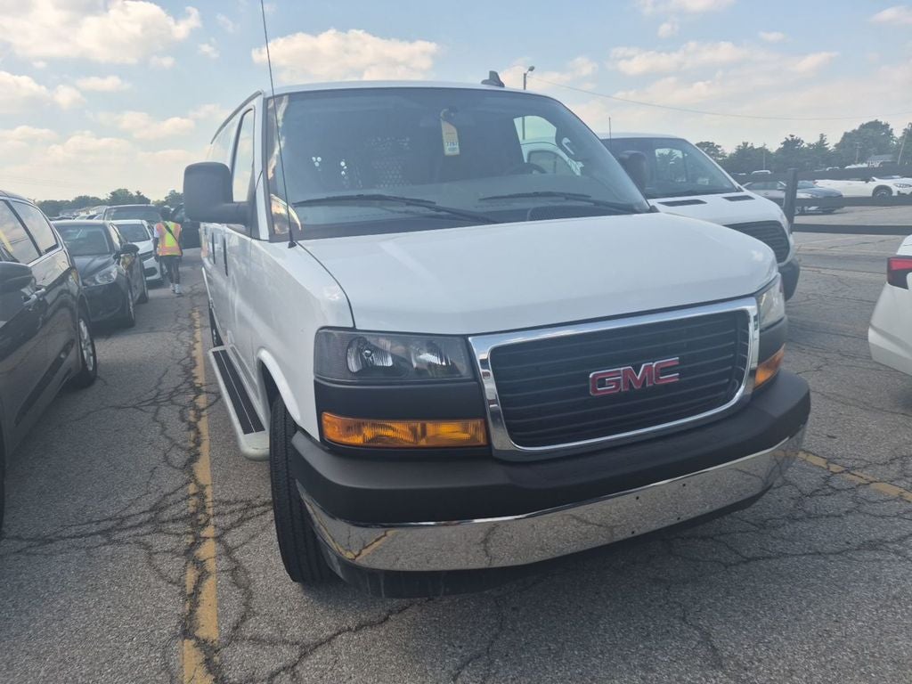 2025 GMC Savana 2500 Work Van
