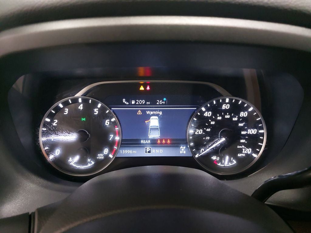 2024 Nissan Titan SV