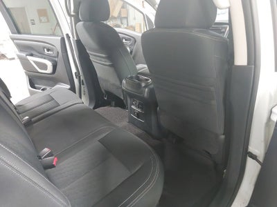 2017 Nissan Titan XD SV