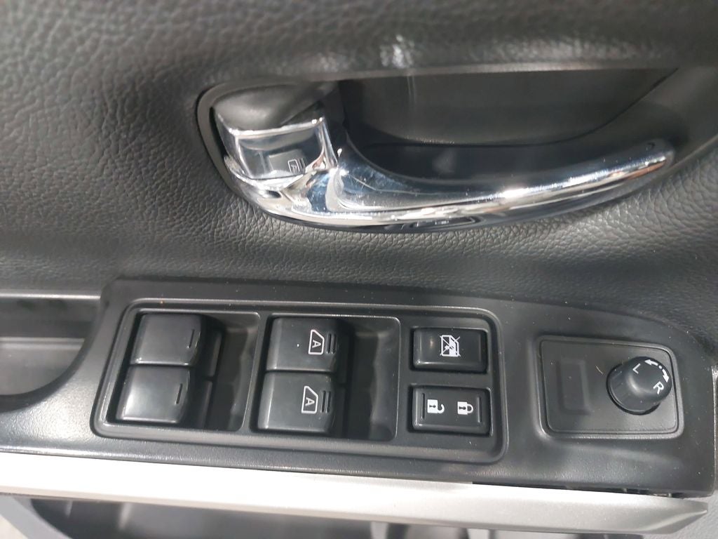 2017 Nissan Titan XD SV