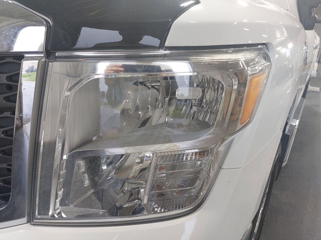 2017 Nissan Titan XD SV