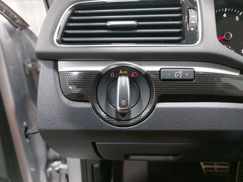 2019 Volkswagen Passat 2.0T SE R-Line