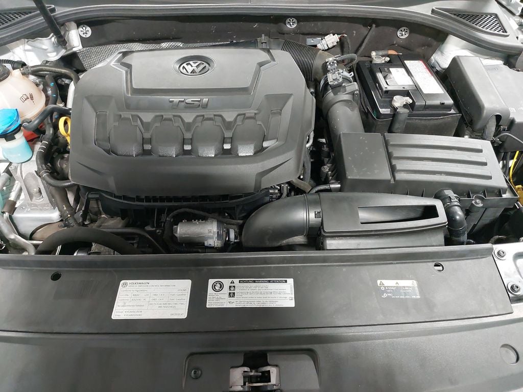 2019 Volkswagen Passat 2.0T SE R-Line