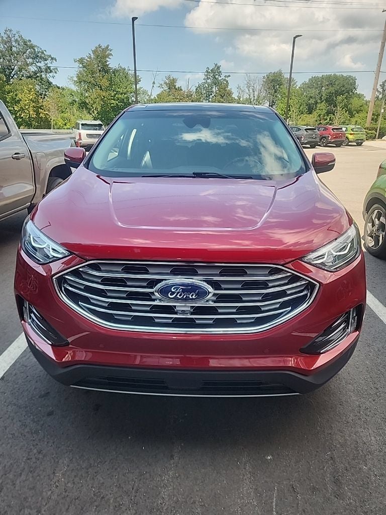 2020 Ford Edge Titanium