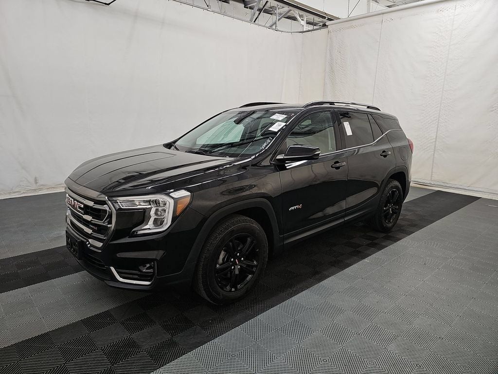 2023 GMC Terrain AT4