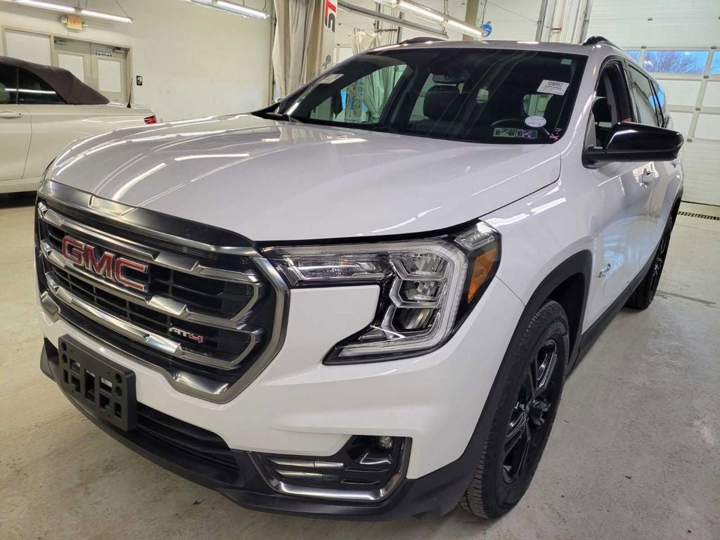 2022 GMC Terrain AT4