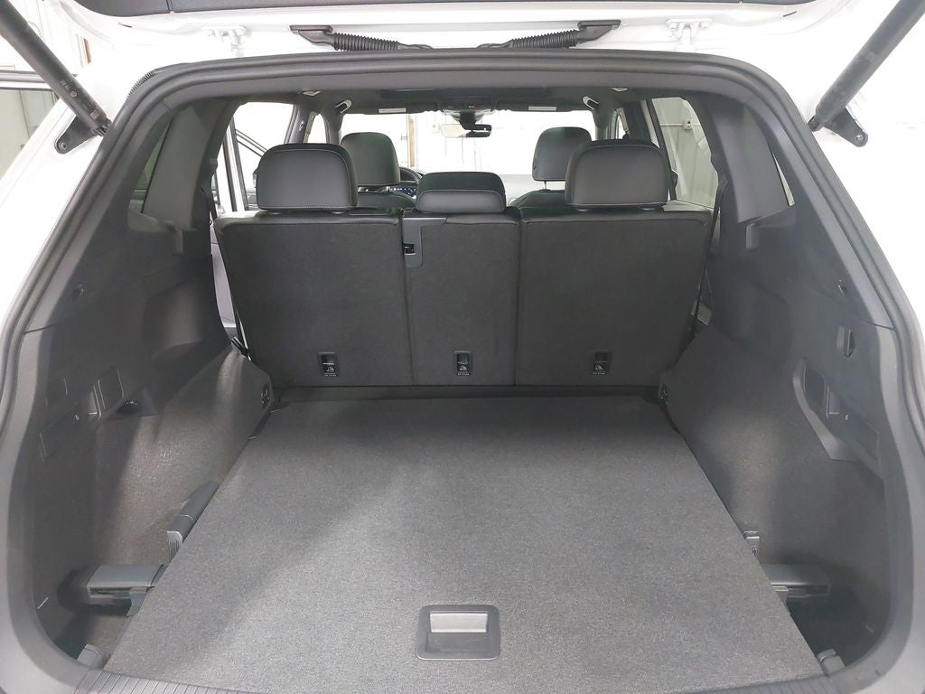 2024 Volkswagen Tiguan 2.0T SEL R-Line