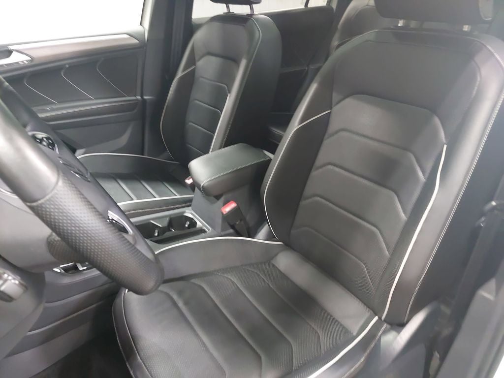 2024 Volkswagen Tiguan 2.0T SEL R-Line