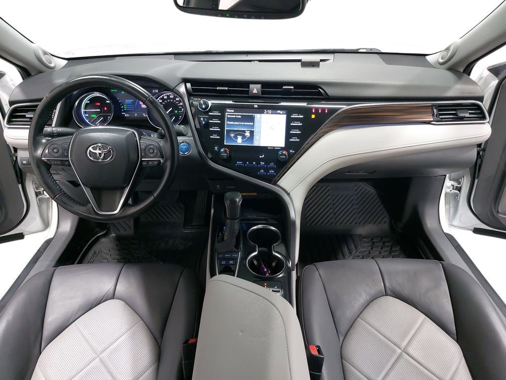 2019 Toyota Camry Hybrid XLE
