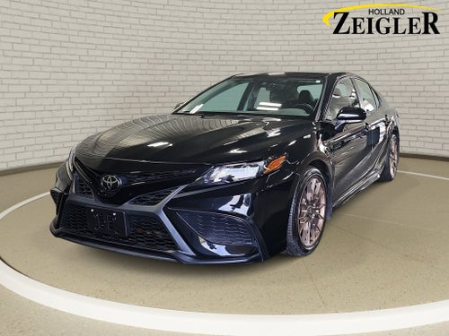 2023 Toyota Camry SE Nightshade