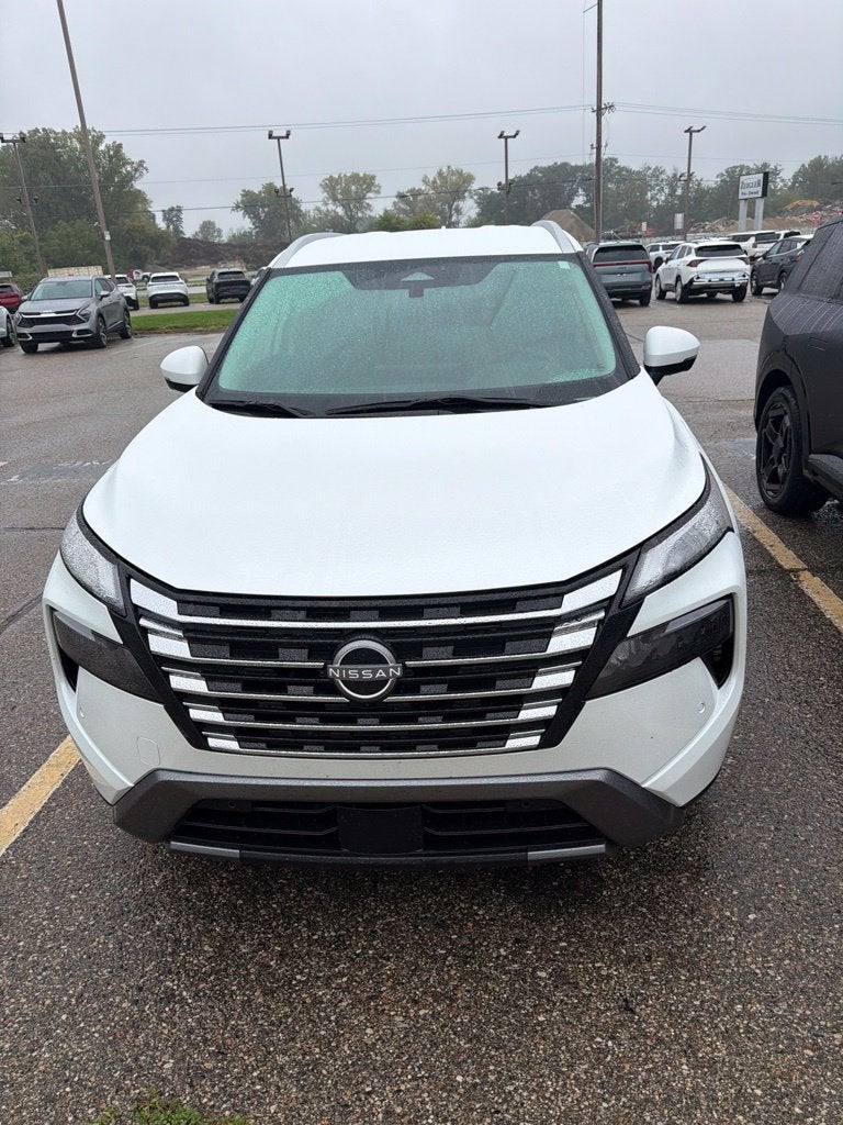 2024 Nissan Rogue SL