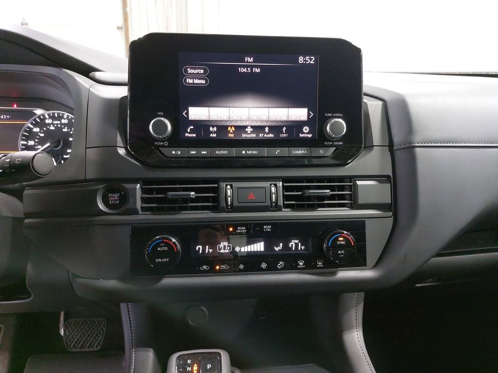 2025 Nissan Pathfinder S