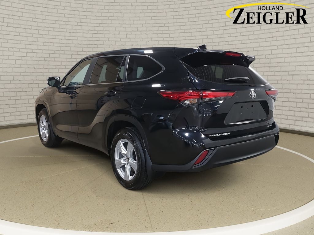 2023 Toyota Highlander L
