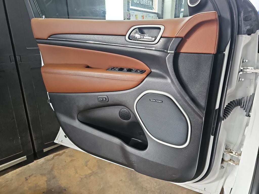 2019 Jeep Grand Cherokee Summit