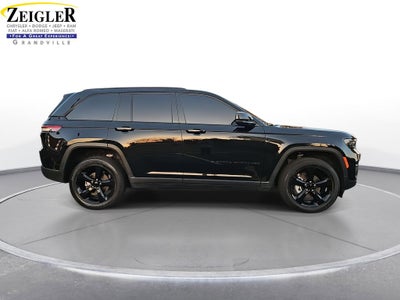 2022 Jeep Grand Cherokee Altitude