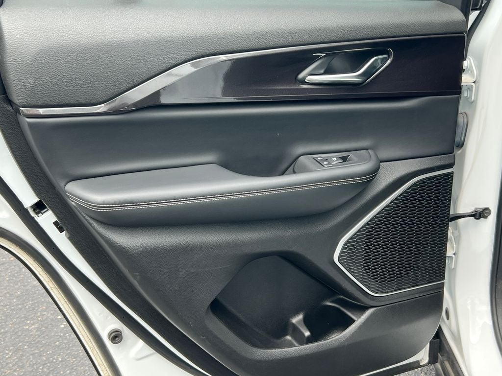 2022 Jeep Grand Cherokee Laredo