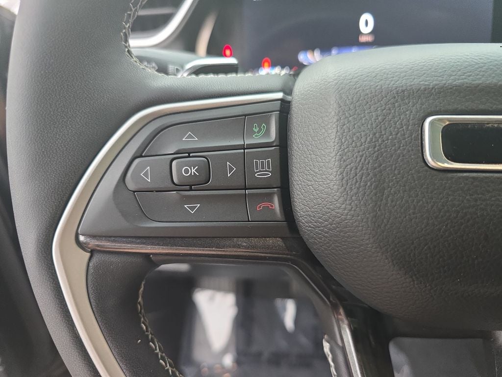 2023 Jeep Grand Cherokee Laredo