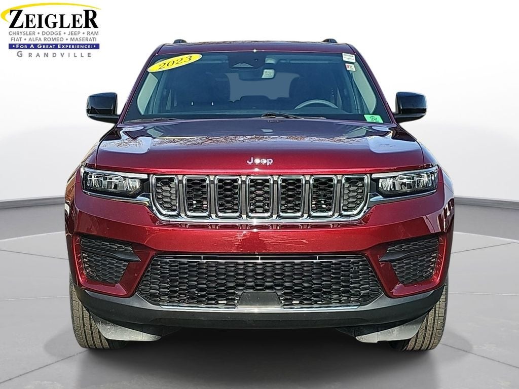 2023 Jeep Grand Cherokee Laredo