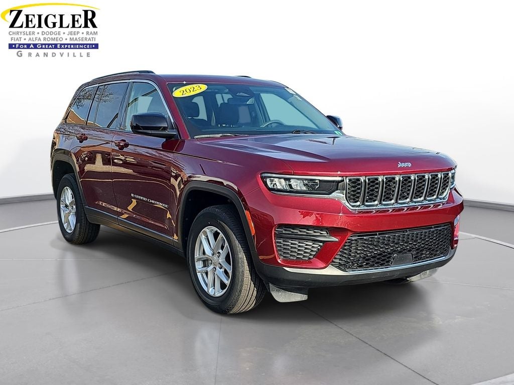 2023 Jeep Grand Cherokee Laredo