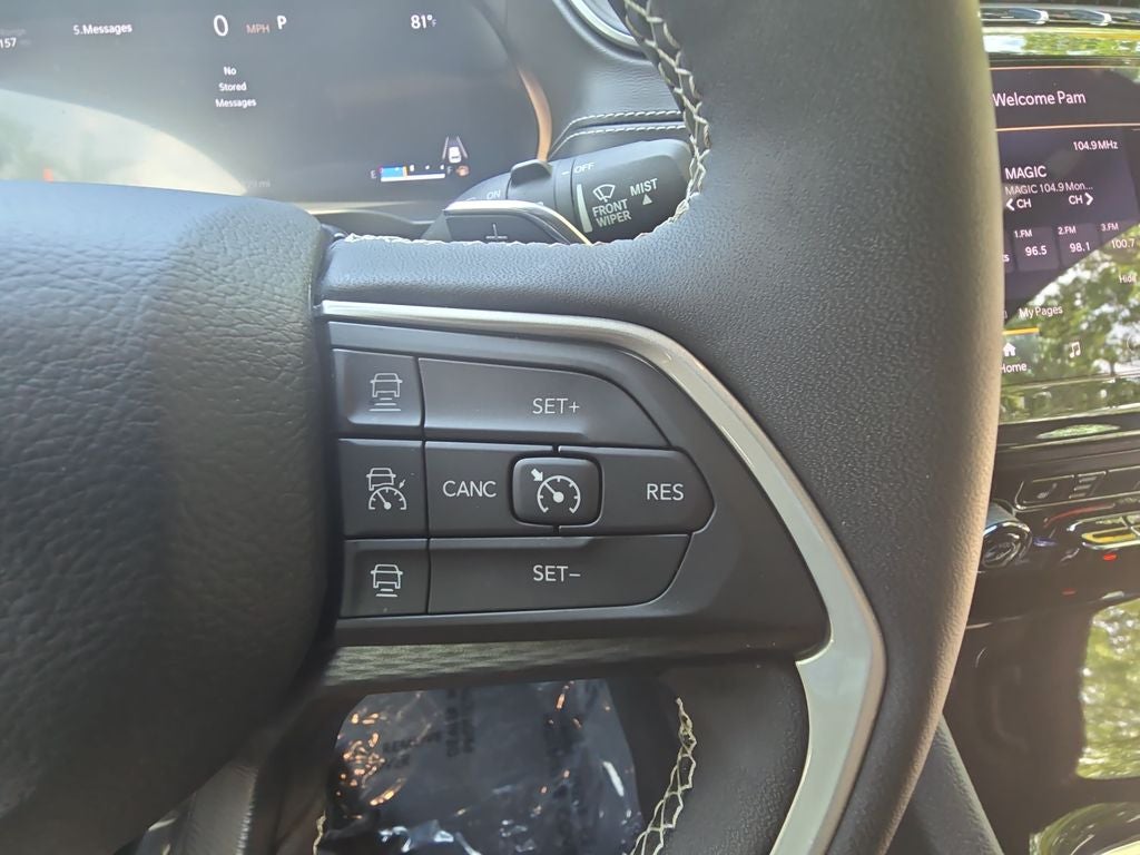 2023 Jeep Grand Cherokee L Altitude