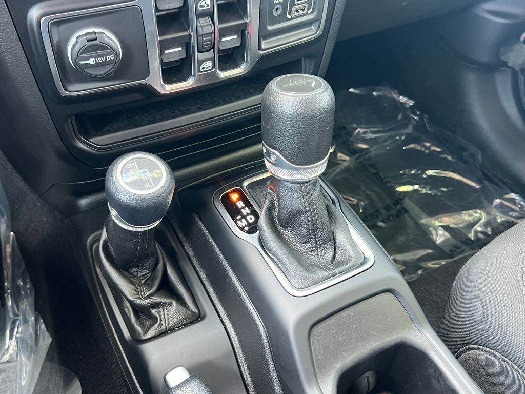 2022 Jeep Gladiator Willys
