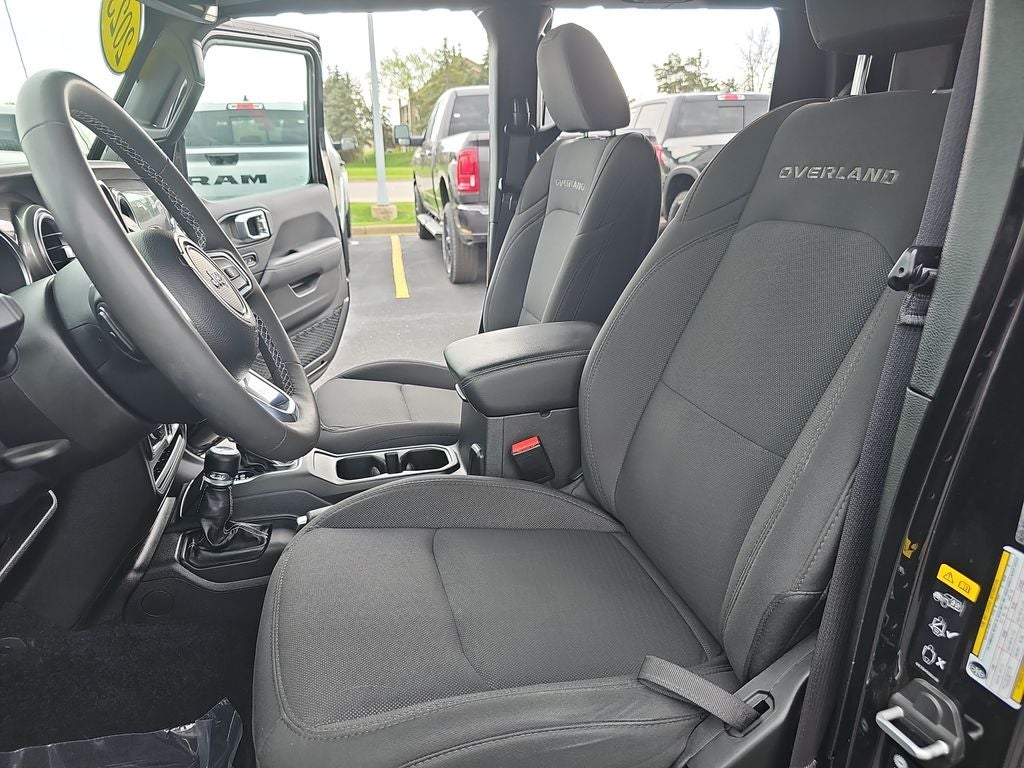 2023 Jeep Gladiator Overland