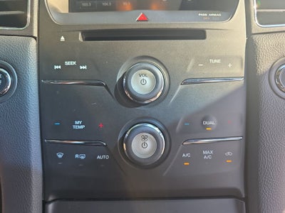 2015 Ford Taurus SEL