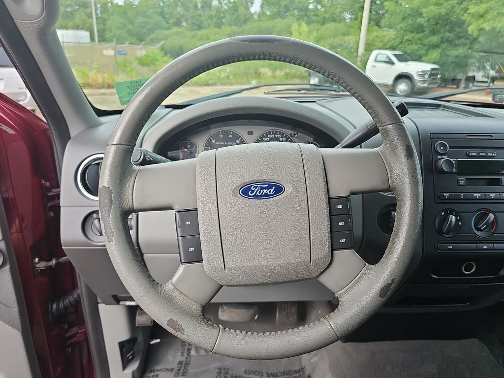 2006 Ford F-150 Base