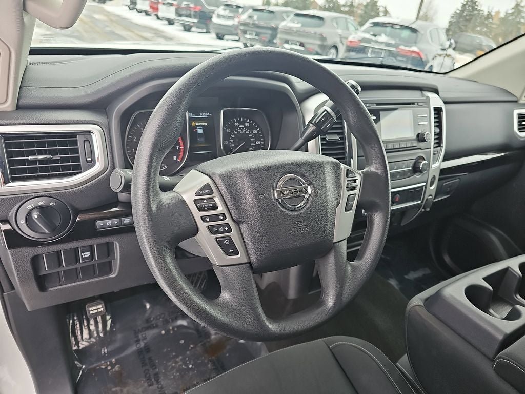 2018 Nissan Titan SV