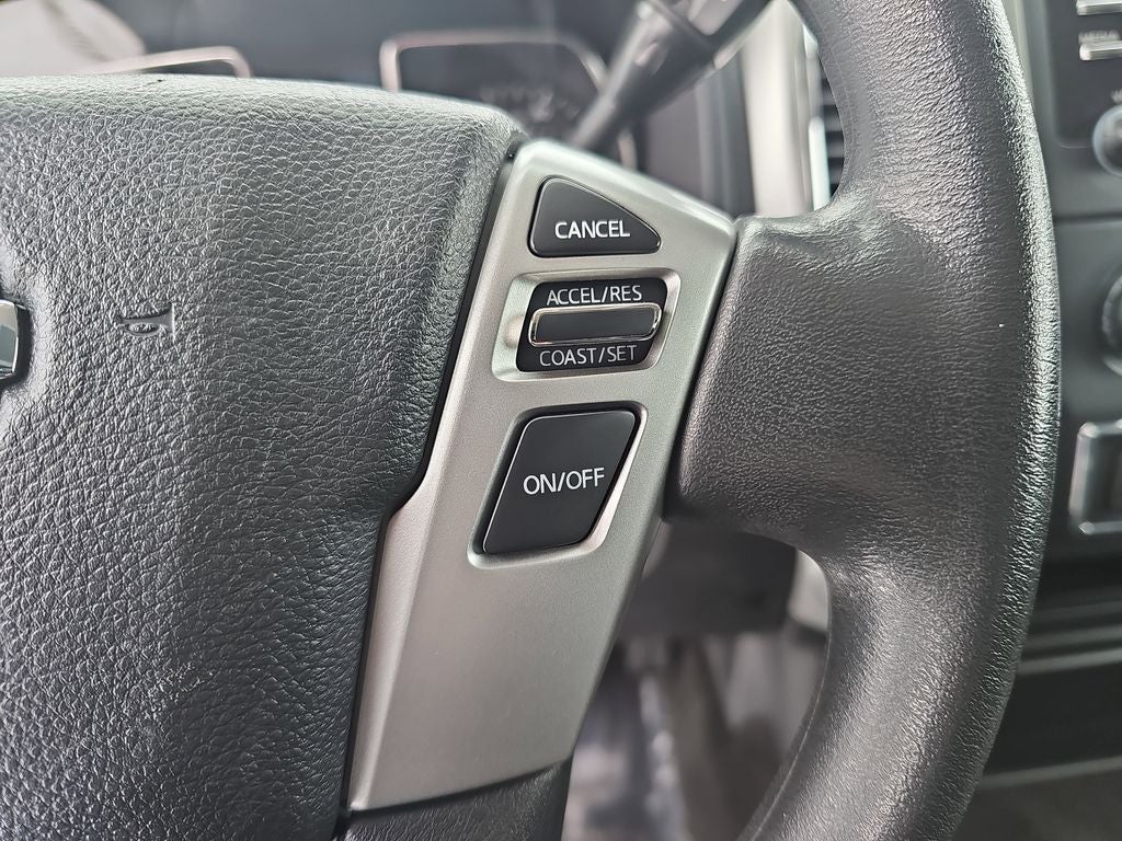 2018 Nissan Titan SV