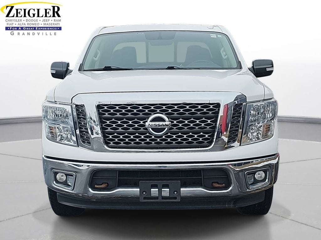 2018 Nissan Titan SV
