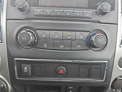 2018 Nissan Titan SV