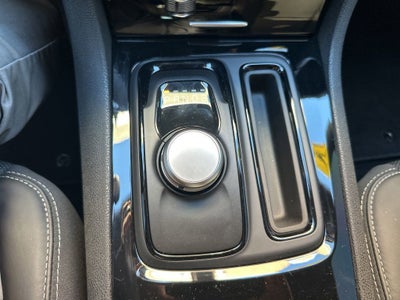 2023 Chrysler 300 S Comfort Group Package