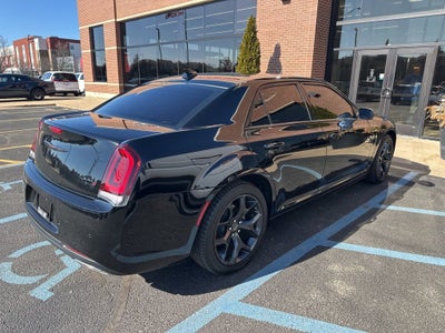 2023 Chrysler 300 S Comfort Group Package
